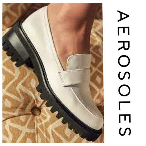 NWOB $120 Aerosole Ronnie Textile Upper Lug Sole Loafer - Size 8